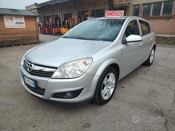Opel Astra 1.6 16V VVT, Spia motore accesa