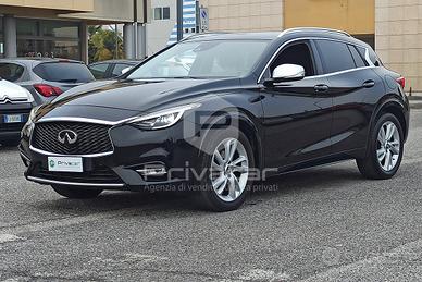 INFINITI Q30 1.5 diesel Premium Tech