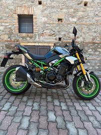 Kawasaki Z900 SE 2025