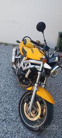 moto Suzuki SV 