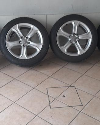 Cerchi e gomme Audi A4 