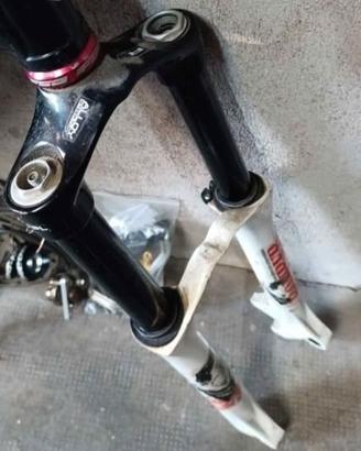 bici Marzocchi Z1 Sport monopiastra DH/Enduro