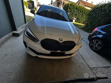 Serie 1 F40 120d xdrive Msport Exterior auto