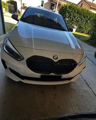 Serie 1 F40 120d xdrive Msport Exterior auto