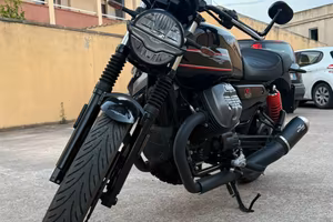 Moto Guzzi v7 850 Special Edition