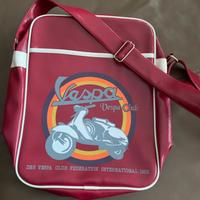 Borsa Vespa rossa con tracolla
