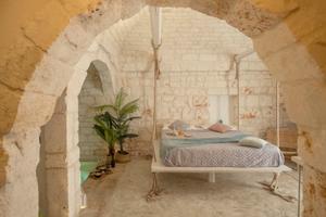 OSTUNI-via pisacane-minipiscina-45mq-ristrutturata