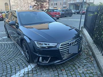 Audi A4 190 cv quattro 40 tdi