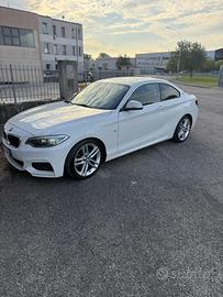 BMW 225 d