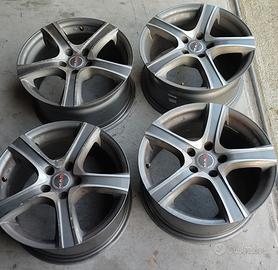 4 cerchi in lega Doge Nitro Caliber