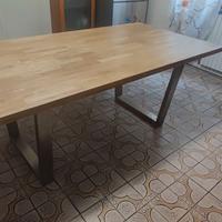 Tavolo in legno