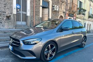 mercedes classe b 200d settembre 2022