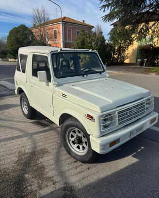 Suzuki Santana