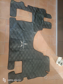 Tappeto nero Mercedes actros