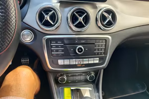 Mercedes gla 180 premium  AMG line