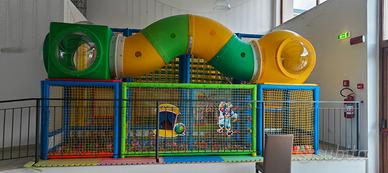 PLAYBLOCK - 5 metri x 3,80 metri altezza 2,50 metr