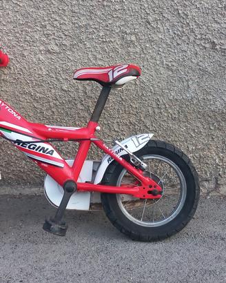 Bicicletta per bambino e supporto per imparare 