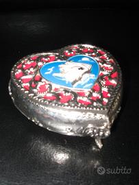 Custodia per anelli a forma di cuore cm. 9x9 nuova