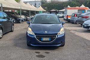 Peugeot 208 1.4 HDi 68 CV 5 porte Allure