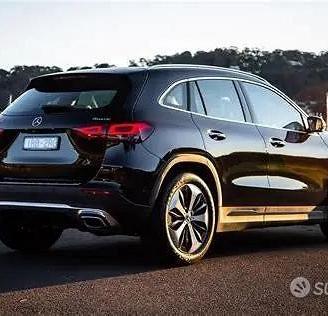 Musata porte e ricambi mercedes gla 2023