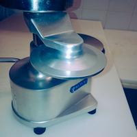 Hamburgatrice professionale