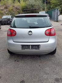 Paraurti posteriore VOLKSWAGEN GOLF 5 del 2004