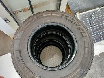 Pneumatici Michelin Agilis camping 225/75 R16
