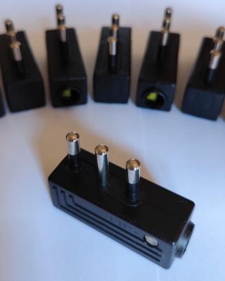 Lotto 10 Spine Volanti  Nere SCAME 16A 250V Nuove