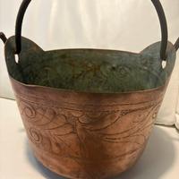 Antico paiolo in rame