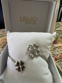 Bracciale rigido