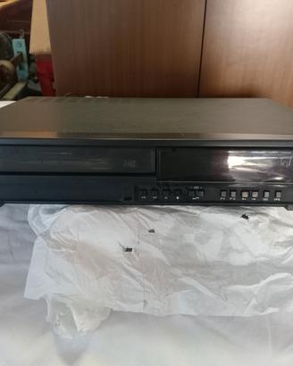 videoregistratore vhs schaub Lorenz 