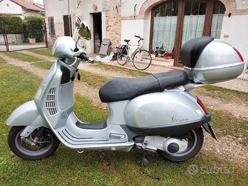 Vespa gt 200 
