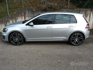 VOLKSWAGEN Golf 7ª serie - 2015