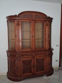 vetrina legno massello e cristallo 