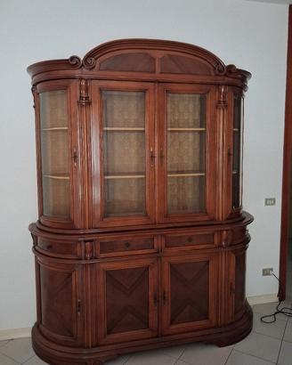 vetrina legno massello e cristallo 
