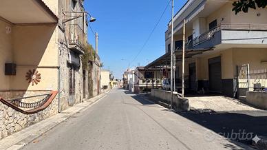 2 LOCALI A SANT'ANTONIO ABATE