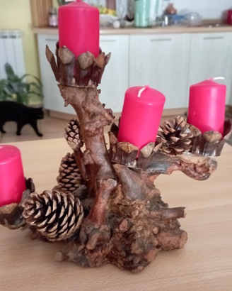 Soprammobile in legno artigianale