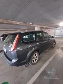 ford focus 2010