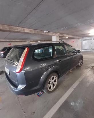 ford focus 2010