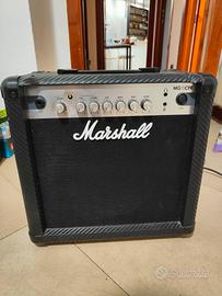 Amplificatore Marshall MG15CFR Carbon Fiber