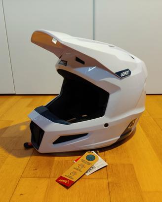 Casco motocross Leatt 2.5 V26 