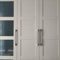 2 armadi Ikea bianchi ante a  battente