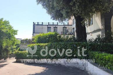 Appartamento di 95 m² con 3 locali e posto auto a 