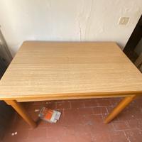 piccolo tavolo per cucina