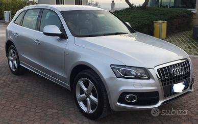 Audi Q5 2.0 s-line Quattro