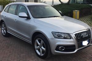 Audi Q5 2.0 s-line Quattro