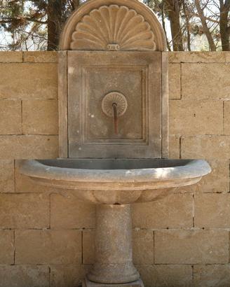 FONTANA BARGELLO A MURO 3