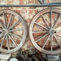 Ruote per carro in legno