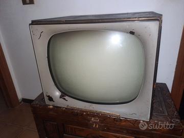 Televisore anni 60/70 CGE