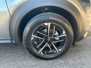 Pneumatici Bridgestone 215 60 17